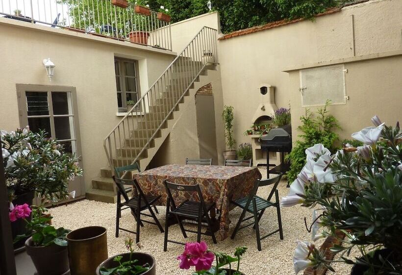 酒店 Le Logis Bed And Breakfast