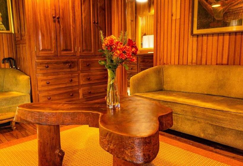 酒店 Los Quetzales Ecolodge & Spa