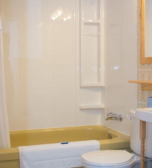 ホテル Mayflower Inn And Adventures