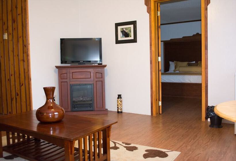 酒店 Mayflower Inn And Adventures