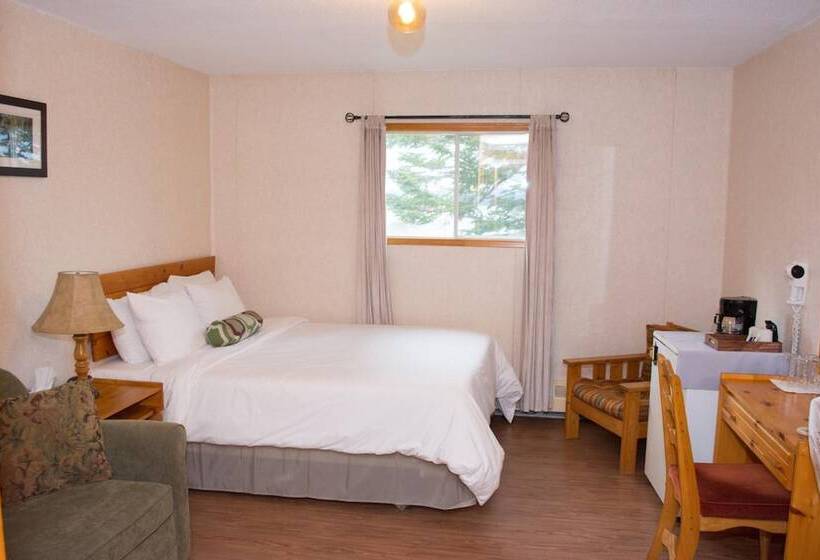 酒店 Mayflower Inn And Adventures