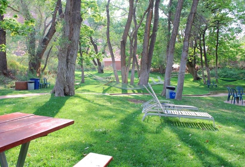 فندق Moab Springs Ranch