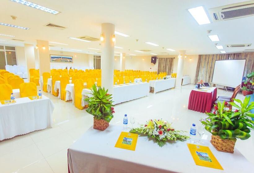 هتل My Tra Riverside