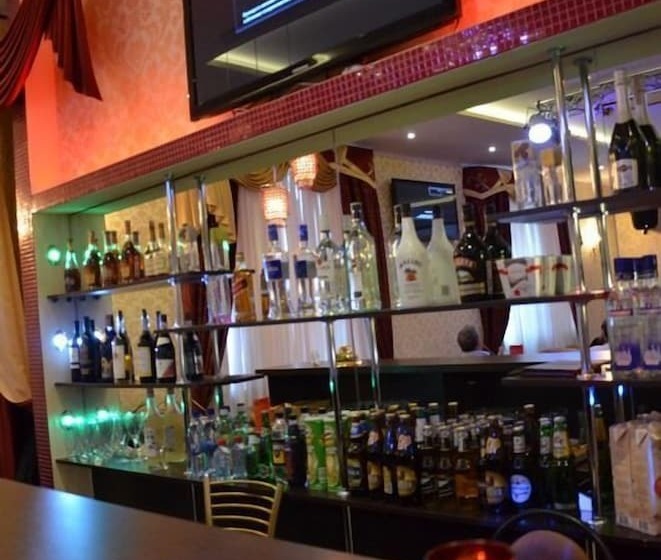 هتل Olimp Event Complex