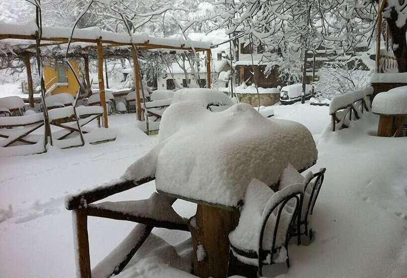 בית מלון כפרי Palios Stathmos