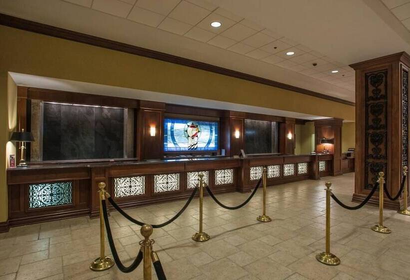 בית מלון כפרי Paragon Casino Resort