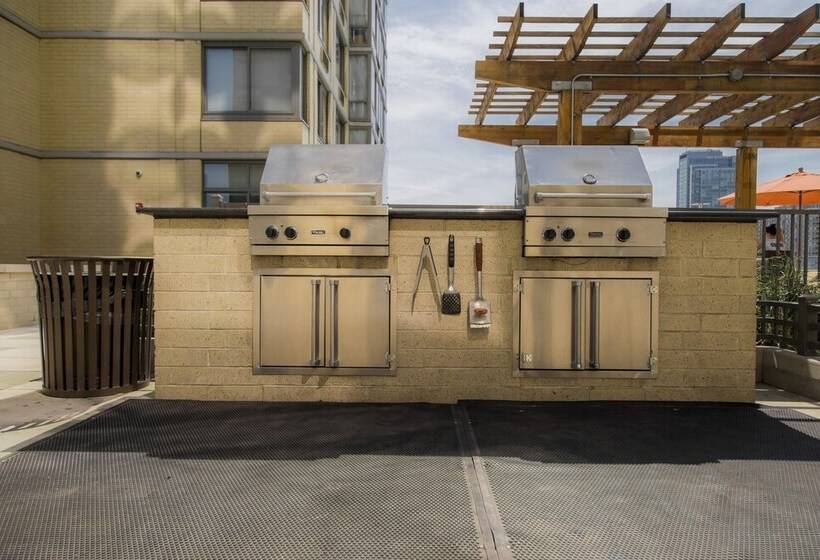 فندق Pelicanstay At Newport