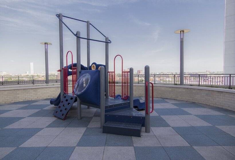 فندق Pelicanstay At Newport