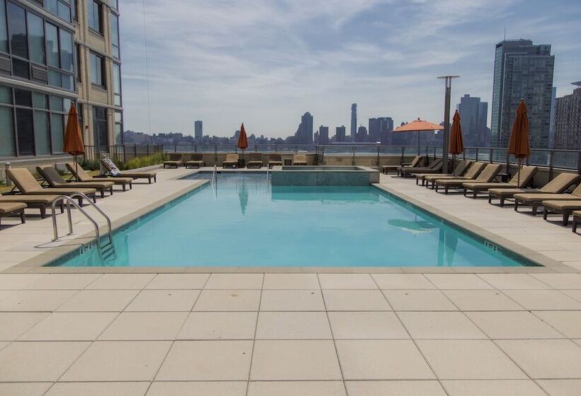 فندق Pelicanstay At Newport