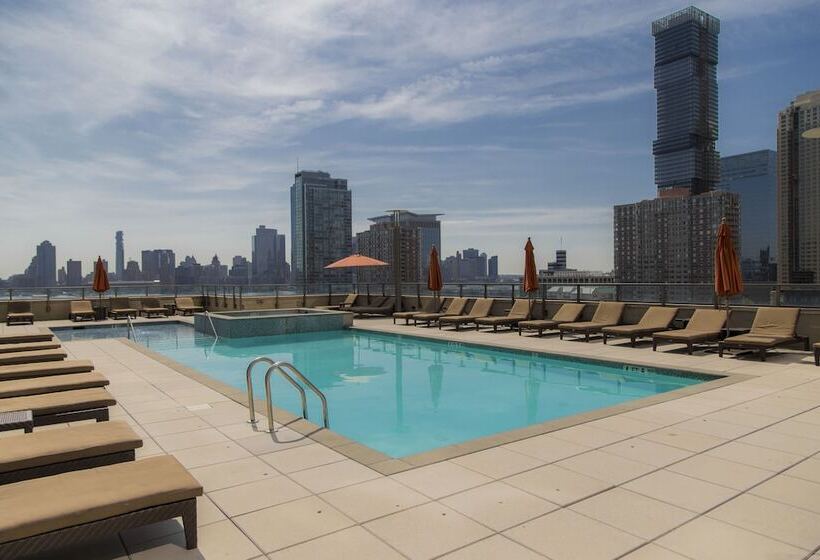 فندق Pelicanstay At Newport