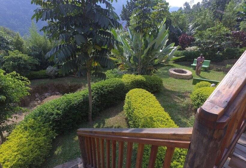 هتل Rafiki Safari Lodge Bwindi