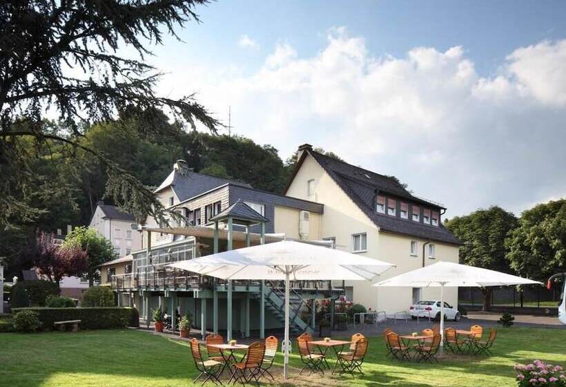 فندق & Restaurant Menge