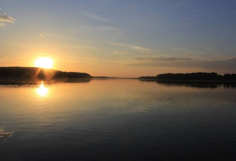 בית מלון כפרי Romantic Country Club