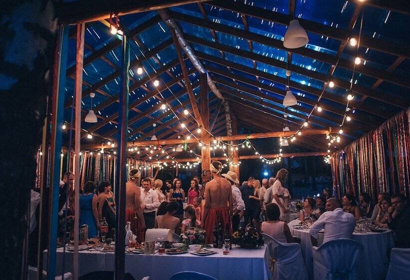 בית מלון כפרי Romantic Country Club