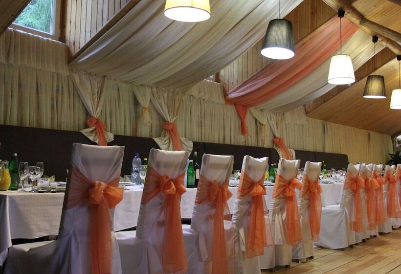 בית מלון כפרי Romantic Country Club