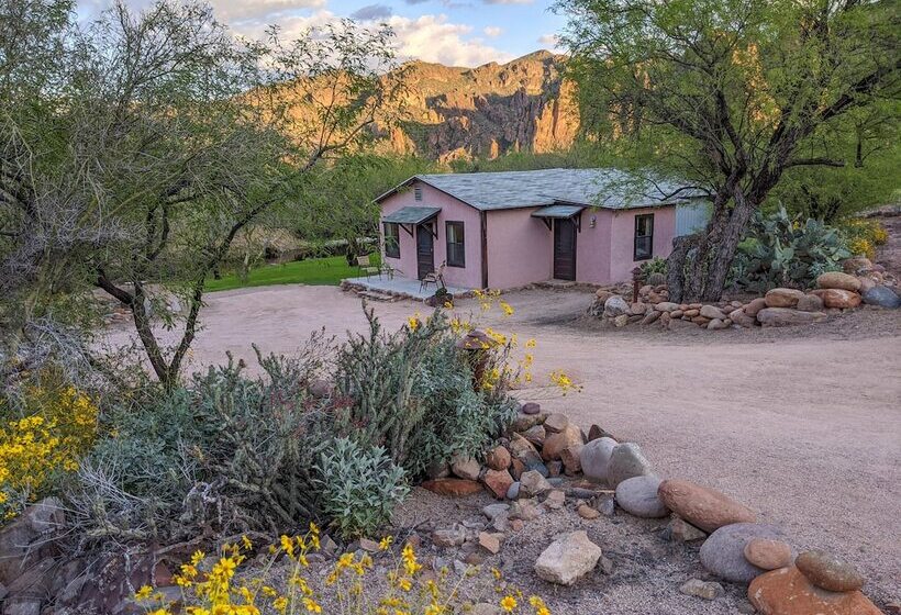 فندق ريفى Saguaro Lake Ranch