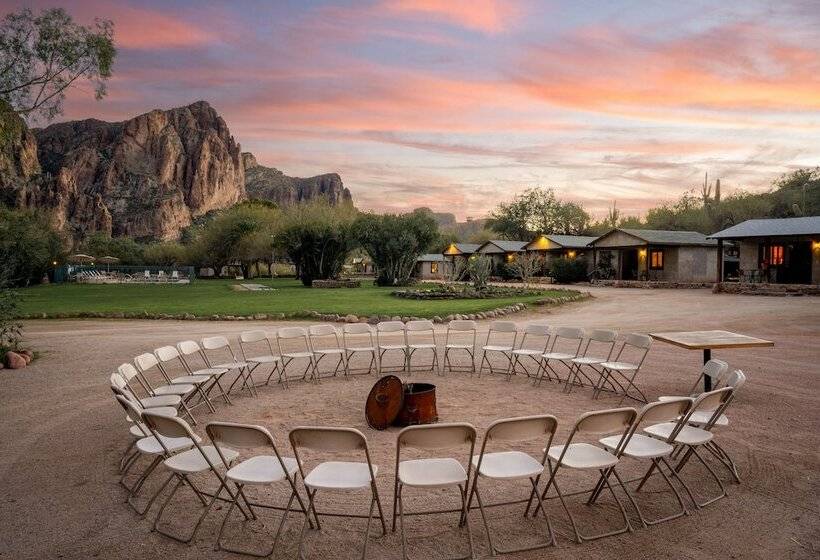 فندق ريفى Saguaro Lake Ranch
