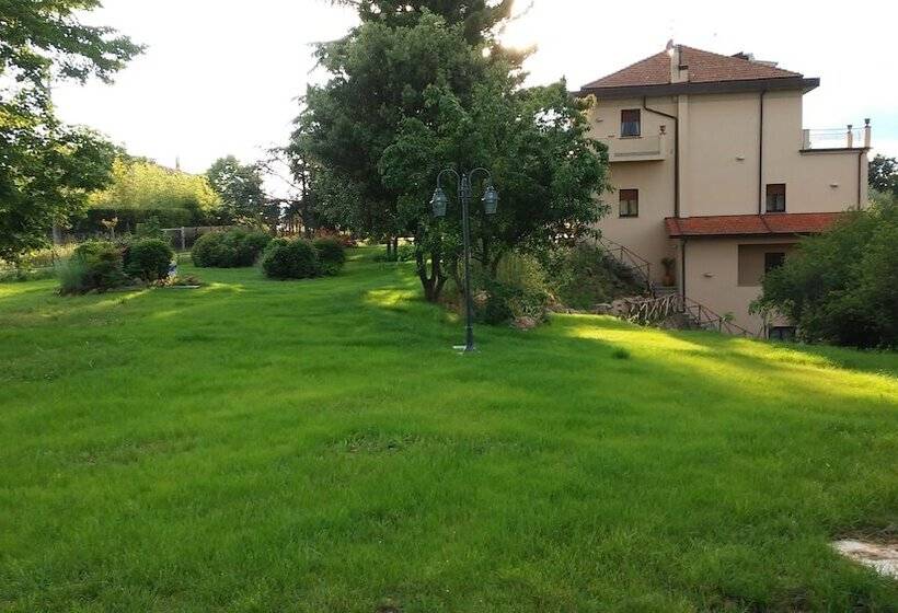 乡村酒店  Tenuta I Lecci Di Gurian Roberta Maura