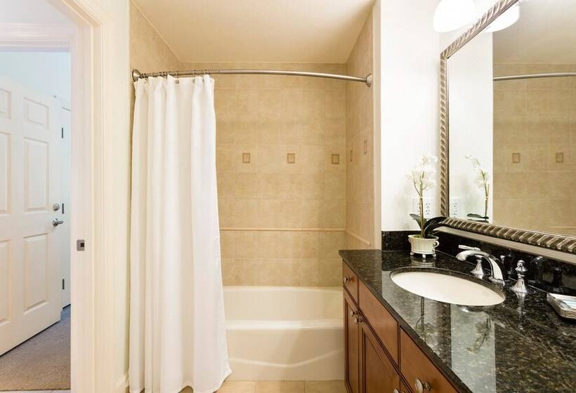 فندق Rvh 215 Centre Court Extravagence