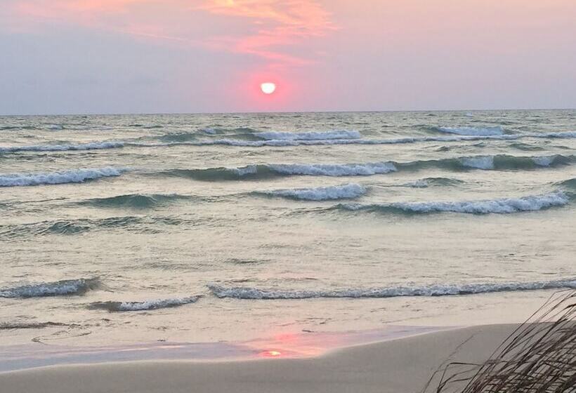 فندق Sauble River Marina And Lodge Resort