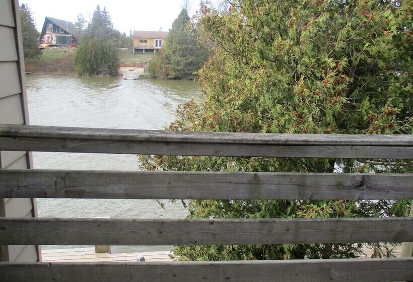 فندق Sauble River Marina And Lodge Resort