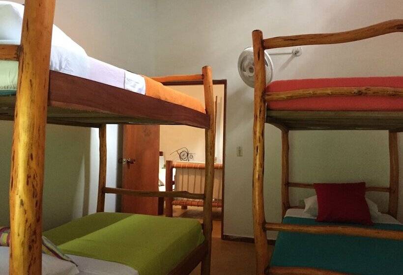 בית מלון כפרי Sierra Sanjuan Ecolodge