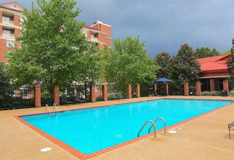 فندق The Inn At Ole Miss