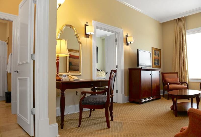 فندق The Inn At Ole Miss