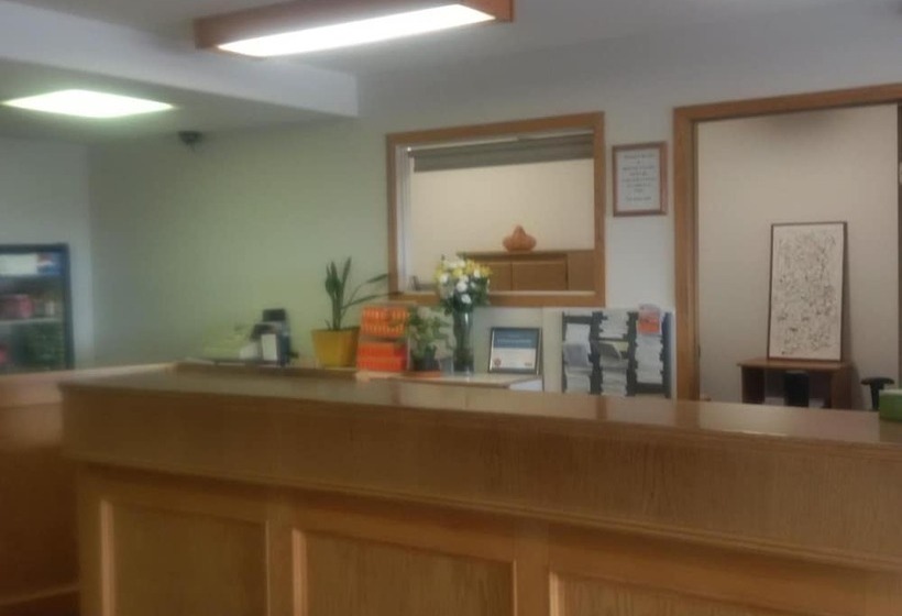 فندق The Travel Inn Resort