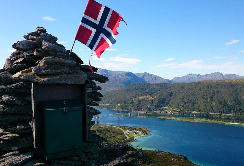 호텔 Tjeldsundbrua Camping