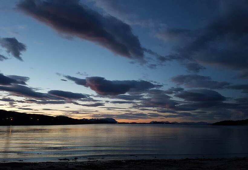 호텔 Tjeldsundbrua Camping