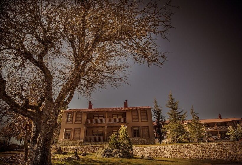 בית מלון כפרי Vitina House