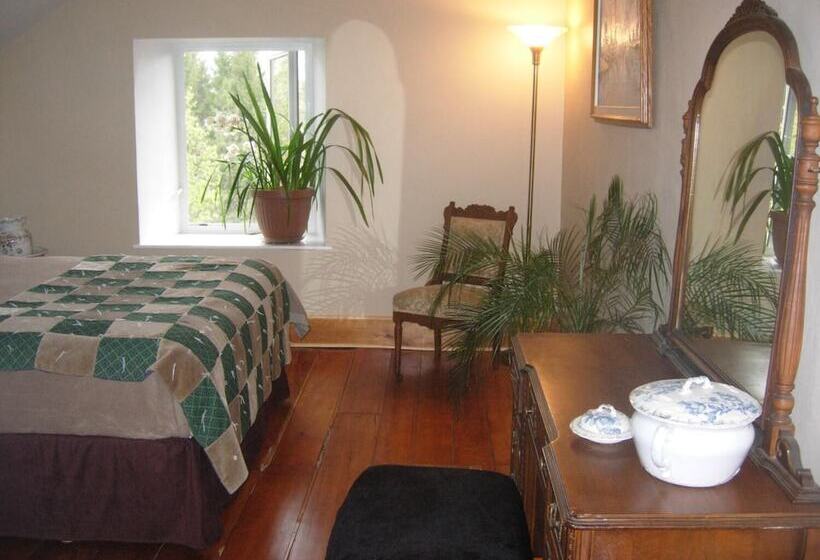 Koch Haus Bed & Breakfast