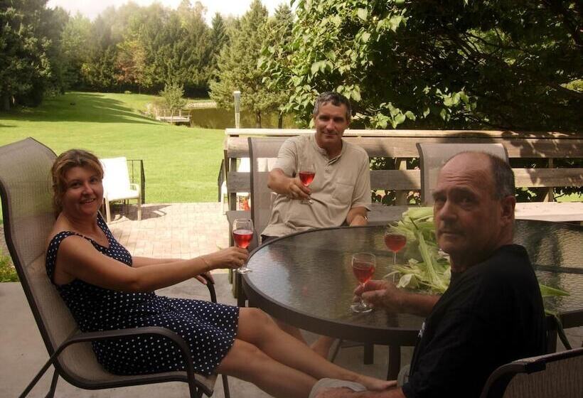 Koch Haus Bed & Breakfast