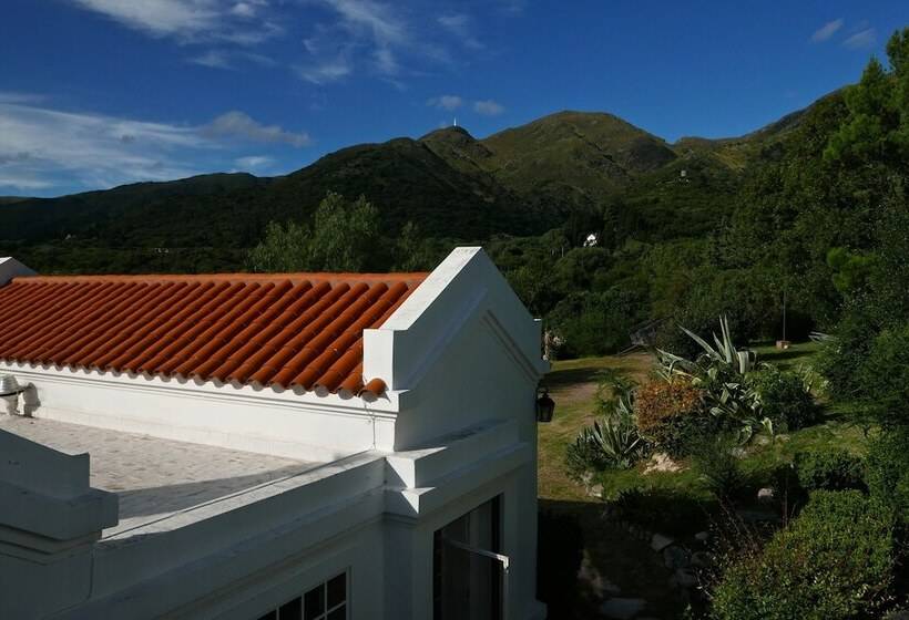 La Morada Hostal De Montaña