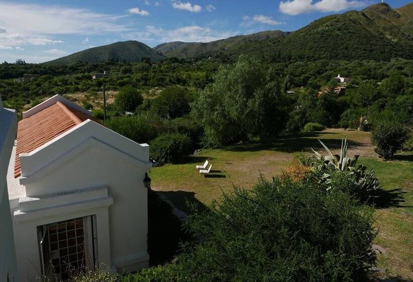 La Morada Hostal De Montaña