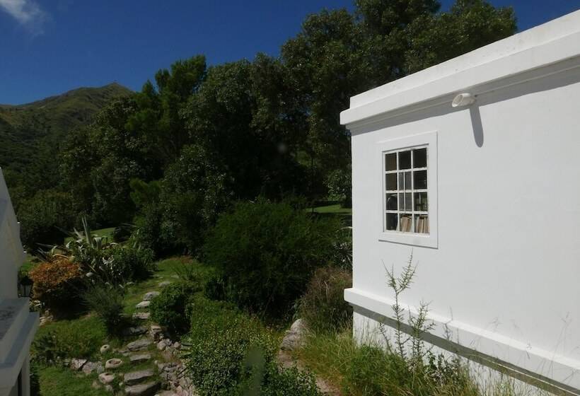 La Morada Hostal De Montaña