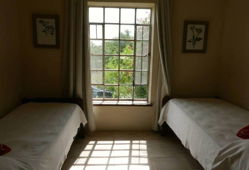 La Morada Hostal De Montaña