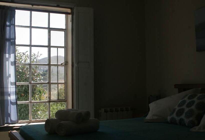 La Morada Hostal De Montaña