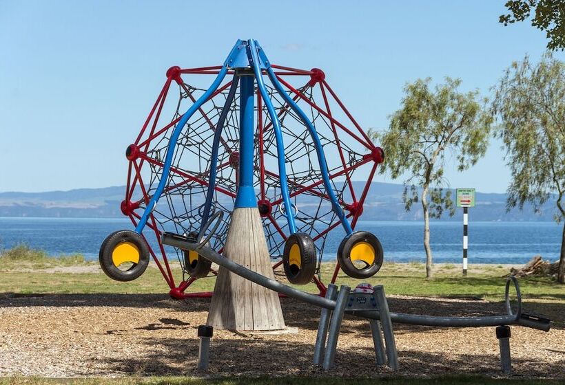 Lupin Lodge Bed And Breakfast