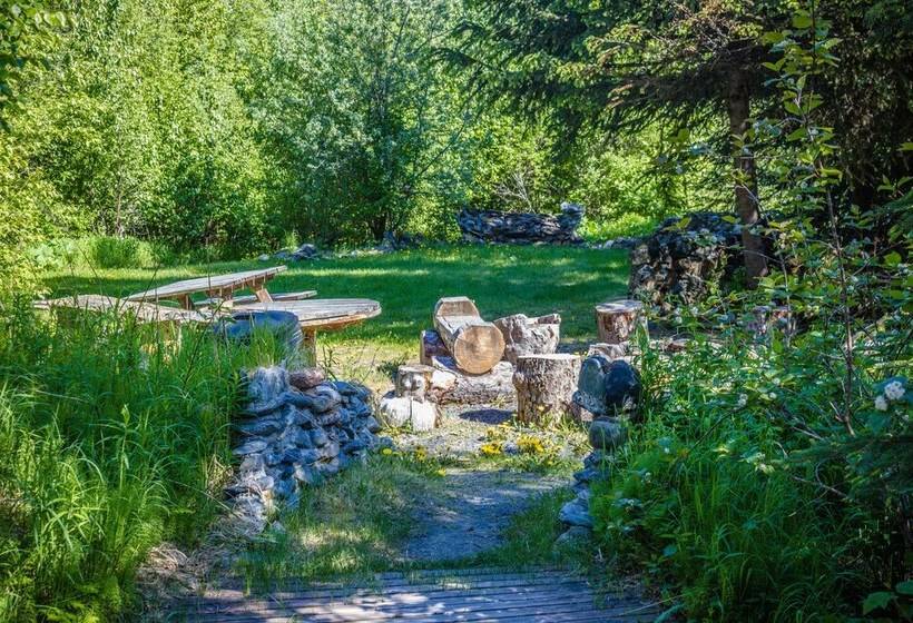 Midnight Sun Log Cabins