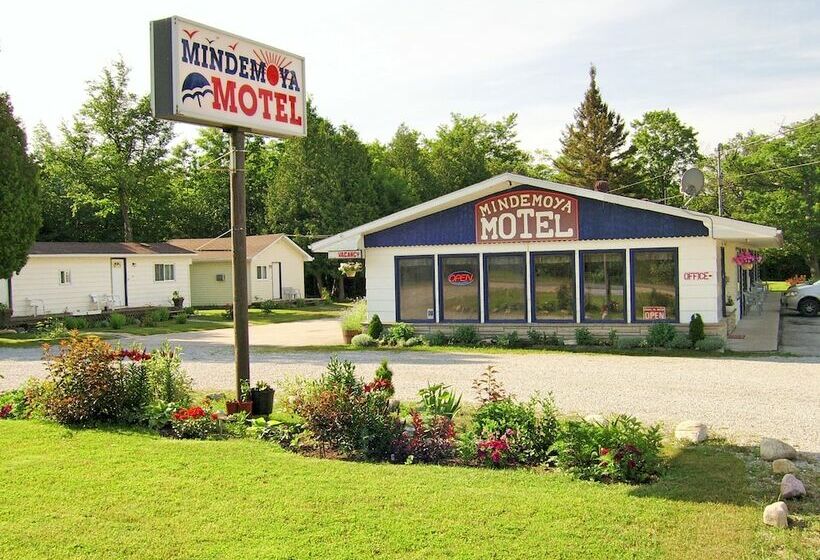 Mindemoya Motel