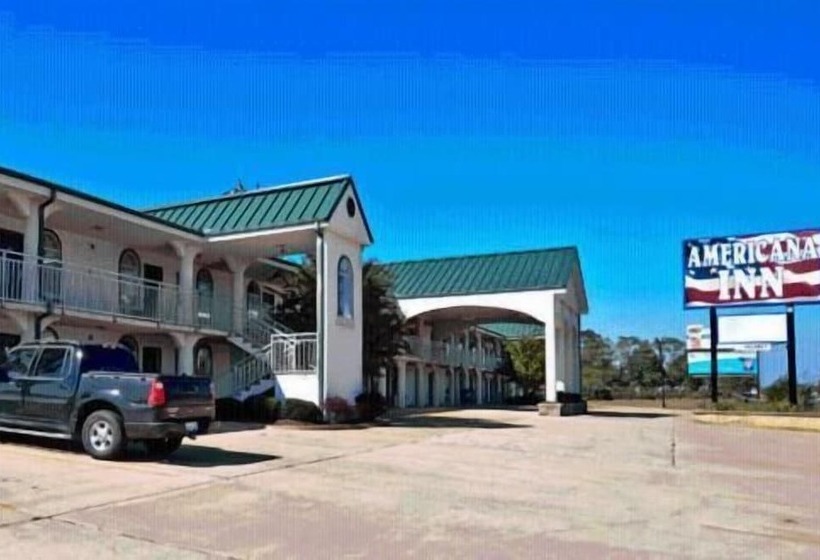 فندق على الطريق Americana Inn