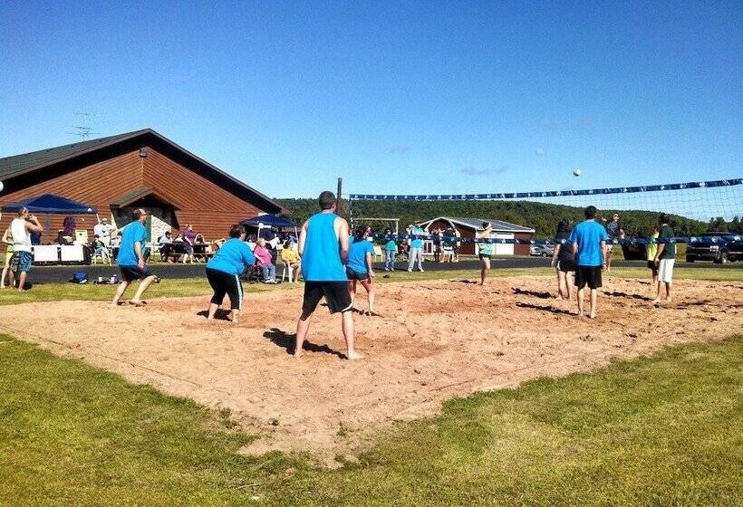 汽车旅馆 Chicaugon Lake Inn