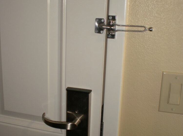 汽车旅馆  Executive Inn