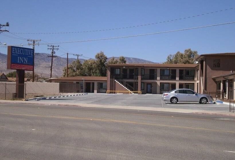 モーテル Executive Inn