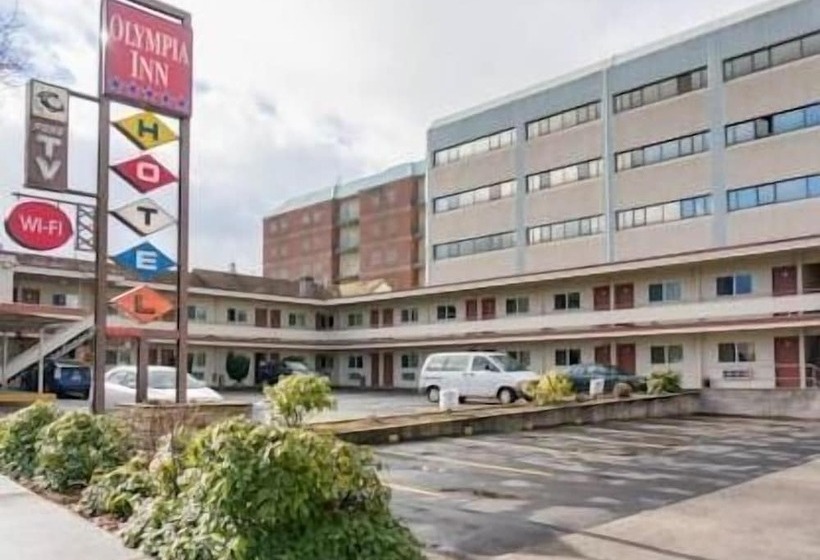 فندق على الطريق Olympia Inn