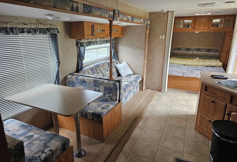 Мотель River Country Motor Lodge