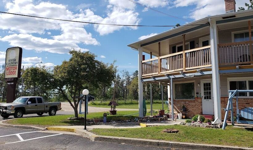 Мотель River Country Motor Lodge