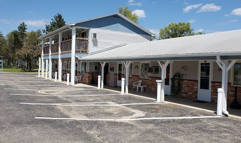 Мотель River Country Motor Lodge